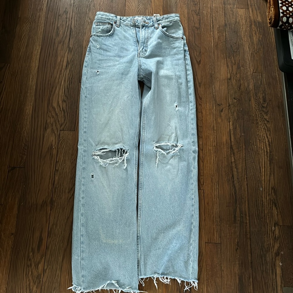 Zara light wash denim jeans high waisted - Picture 2 of 10